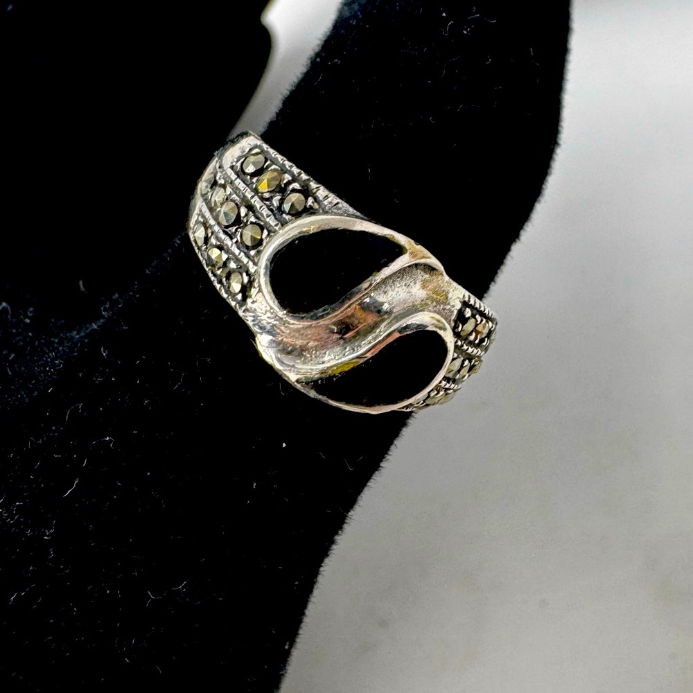 VINTAGE STERLING SILVER 925 ART DECO RING black onyx with marcasite size 6 3/4